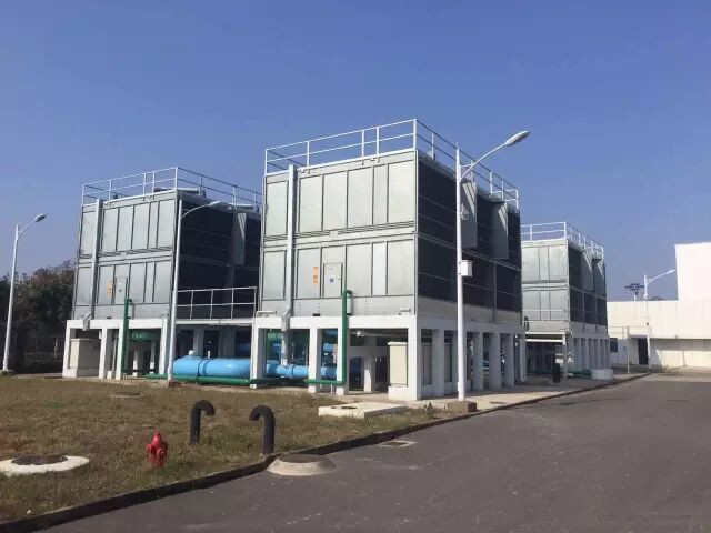廣東冷卻塔廠家淺析工業(yè)冷卻塔進(jìn)出塔的溫差要如何來掌握?(通州區(qū)常見冷卻塔設(shè)備成本價(jià))